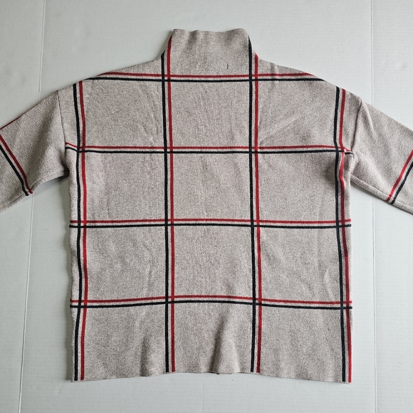 Tahari Mock Neck Long Sleeve Sweater - Picture 3 of 13